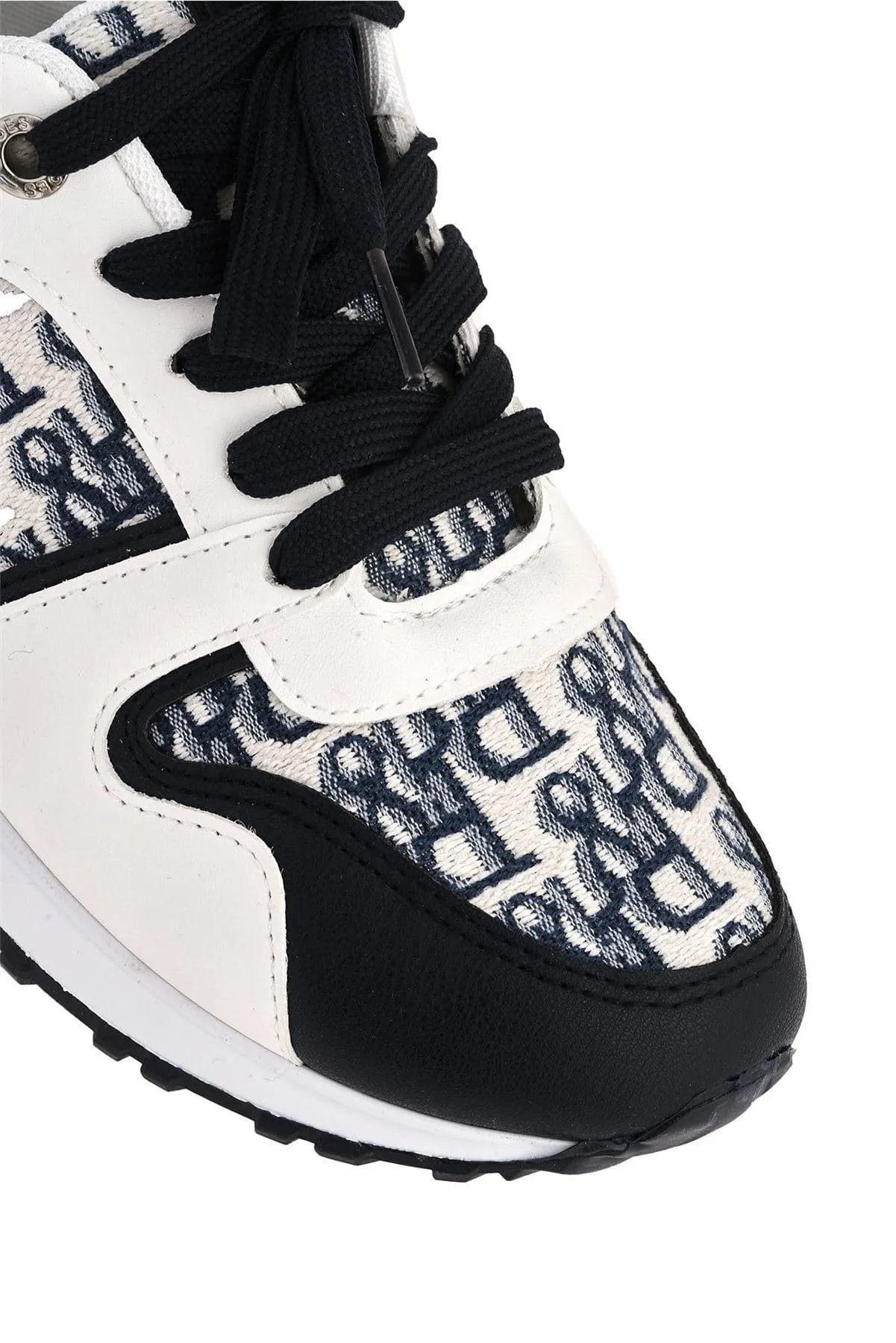 Mi Amor D-Logo Lace Up Trainer in Navy